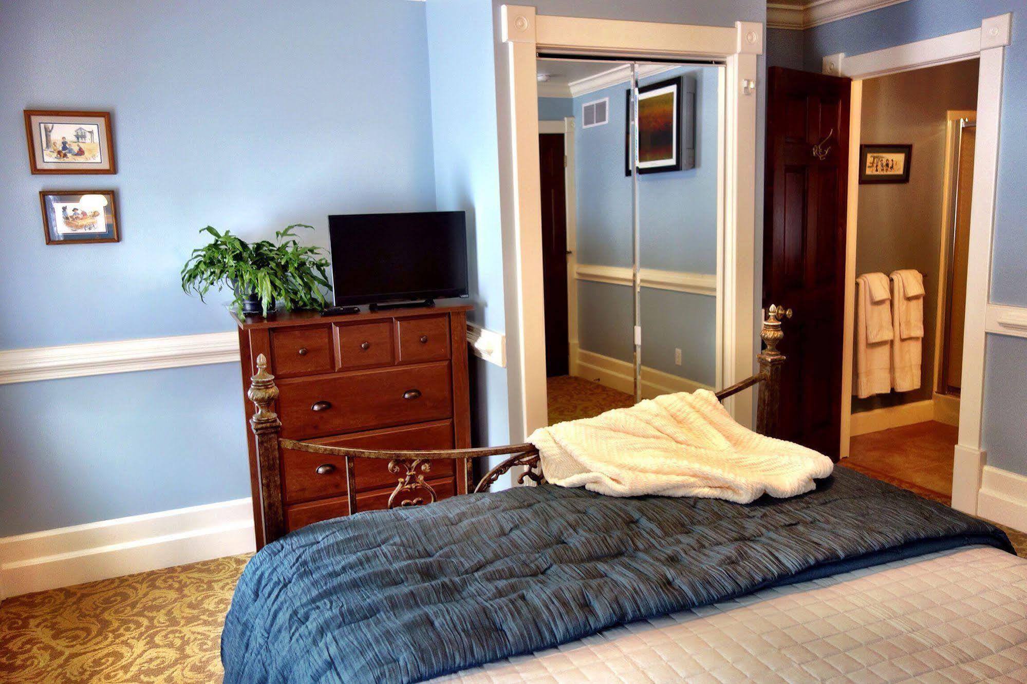 The Jacqueline House 5* New Castle