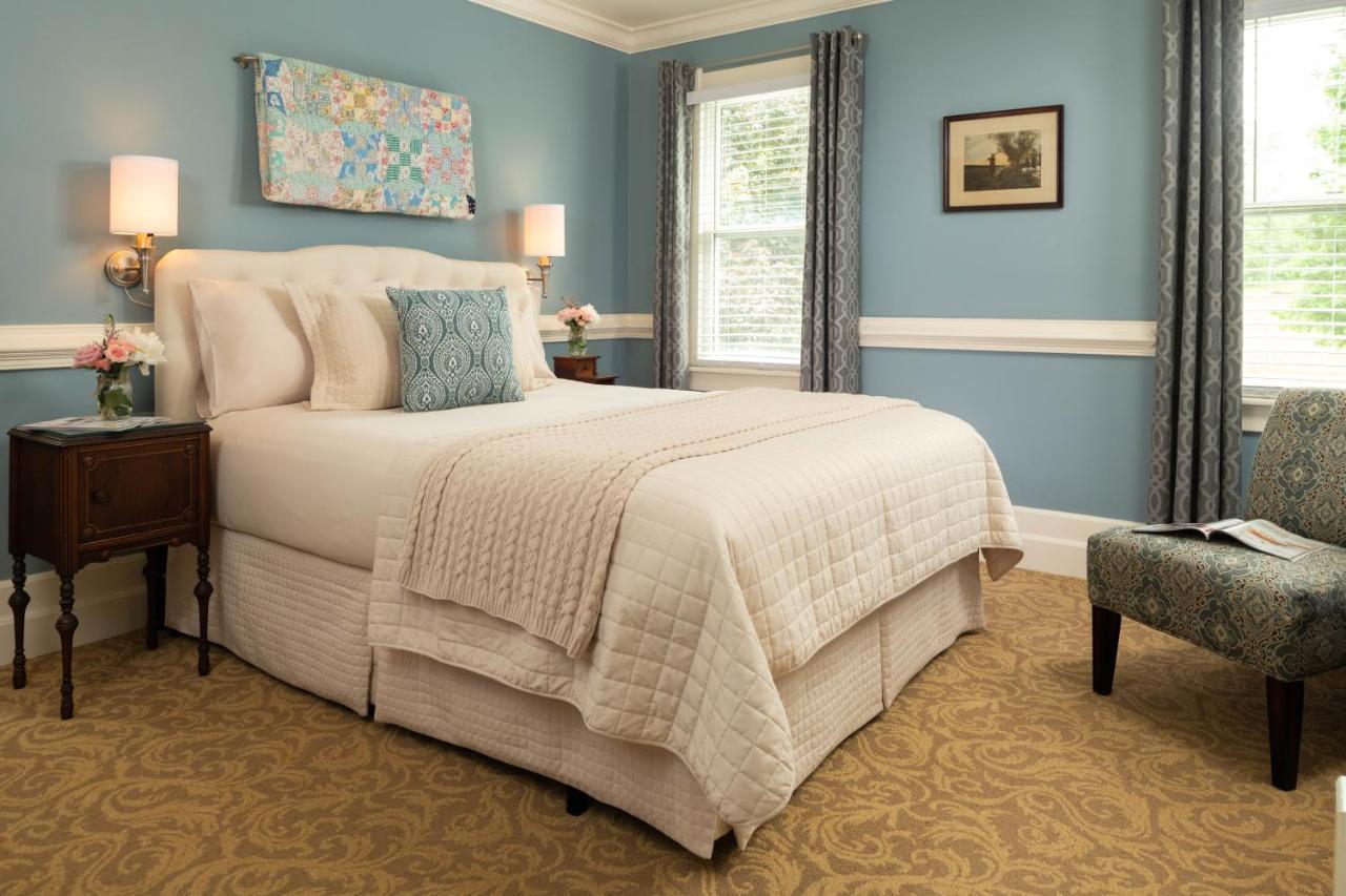 The Jacqueline House 5*